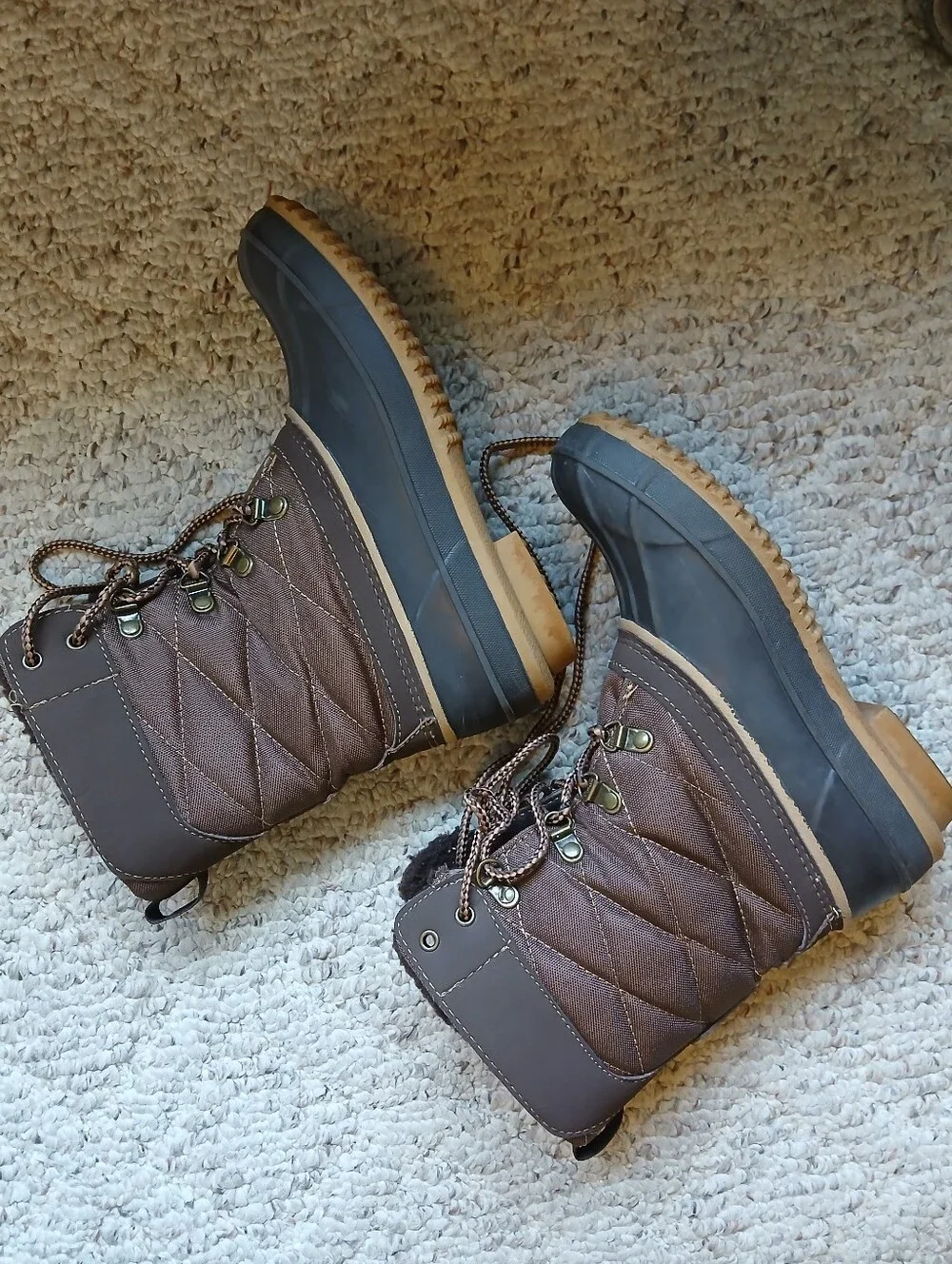Khombu Annabel Duck Boots